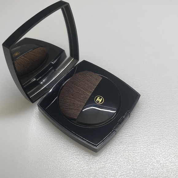 CHANEL ECLAT DU DESERT ILLUMINATING POWDER 2020 LIMITED EDITION  COMPACT 11g - Picture 4 of 5